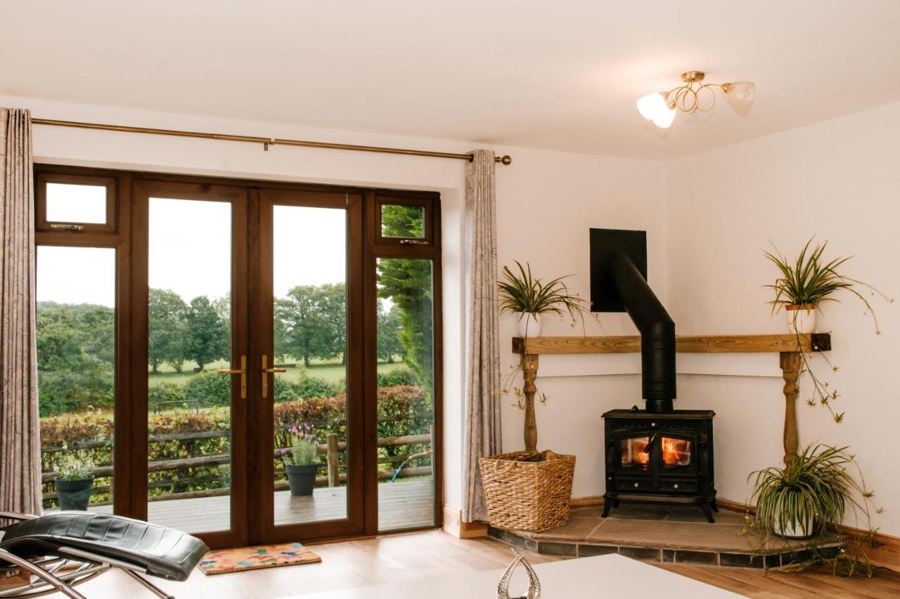 Holly Cottage, 2 Bed House, Sleeps 6 Cleobury Mortimer Exterior foto